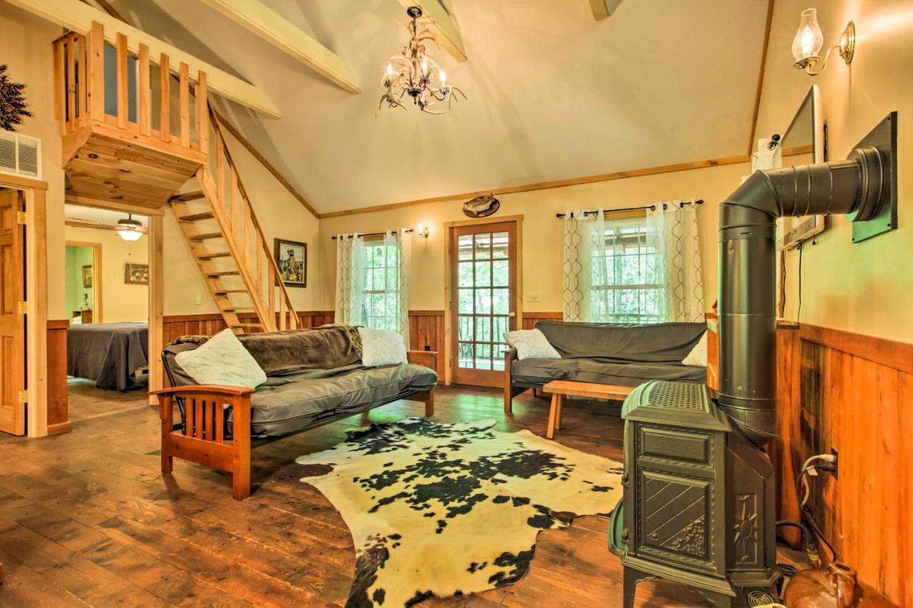 Clearwater Cabin On 10 Acres With Trout Stream! Monterey 外观 照片