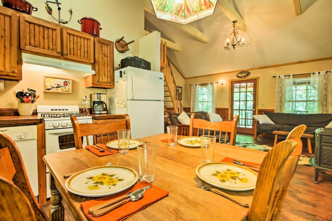 Clearwater Cabin On 10 Acres With Trout Stream! Monterey 外观 照片