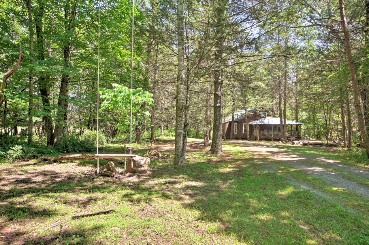 Clearwater Cabin On 10 Acres With Trout Stream! Monterey 外观 照片